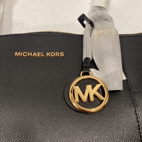 Michael Kors Black Jet Set Leather Large Tote Shoulder Bag Top Zip - Picture 3 of 17